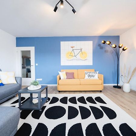 Stadtrand Oase Karlsruhe Mit Balkon Exterior foto