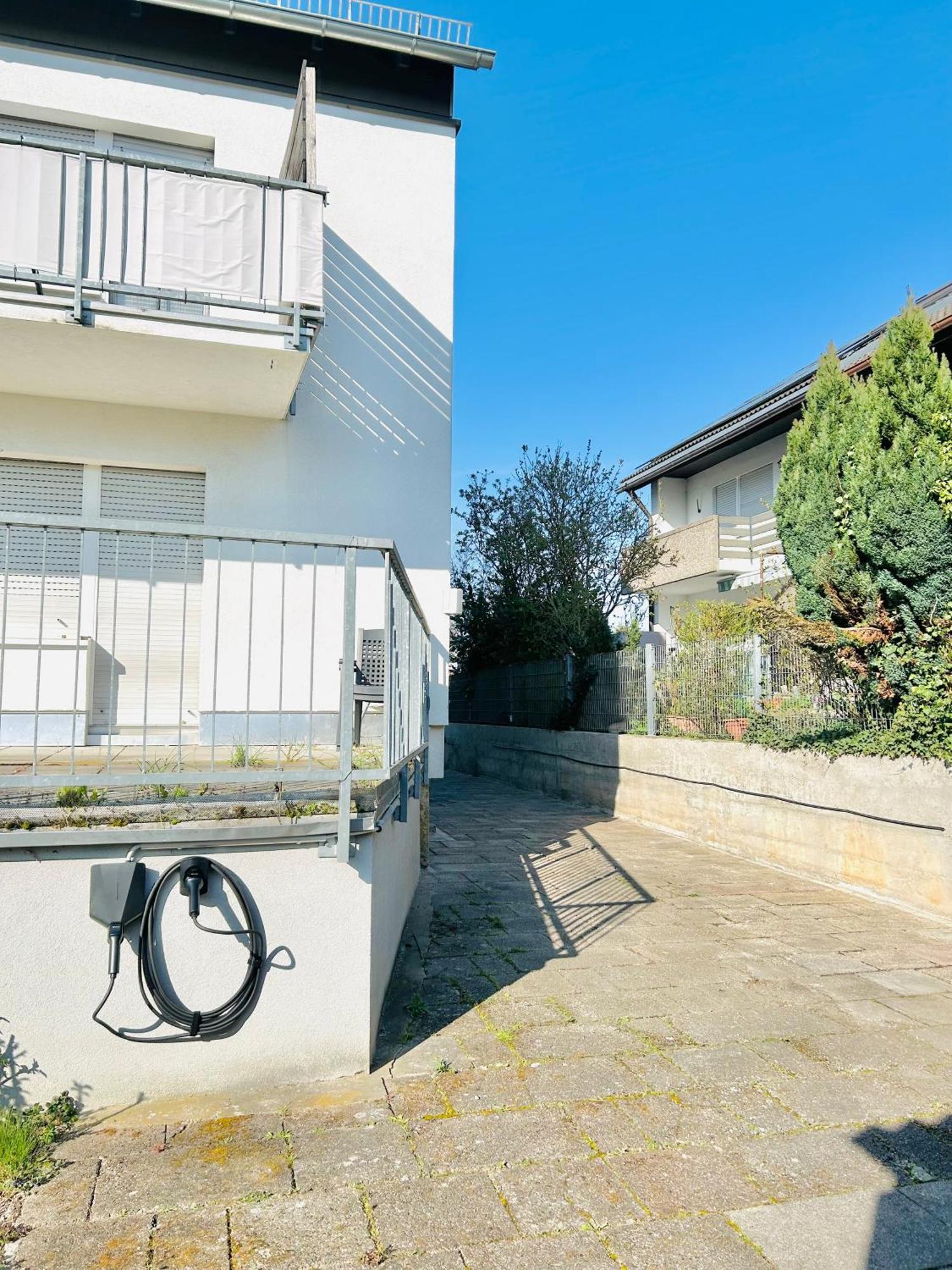 Stadtrand Oase Karlsruhe Mit Balkon Exterior foto